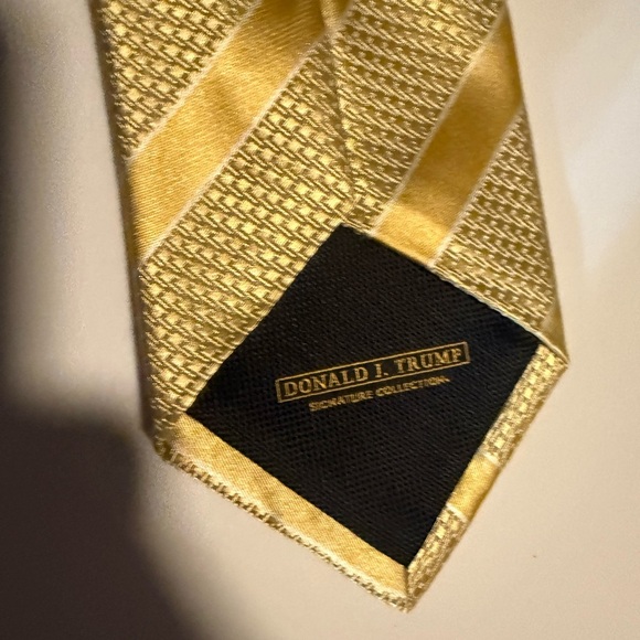 Donald Trump 100% Silk Men’s Neck Tie - Picture 4 of 5